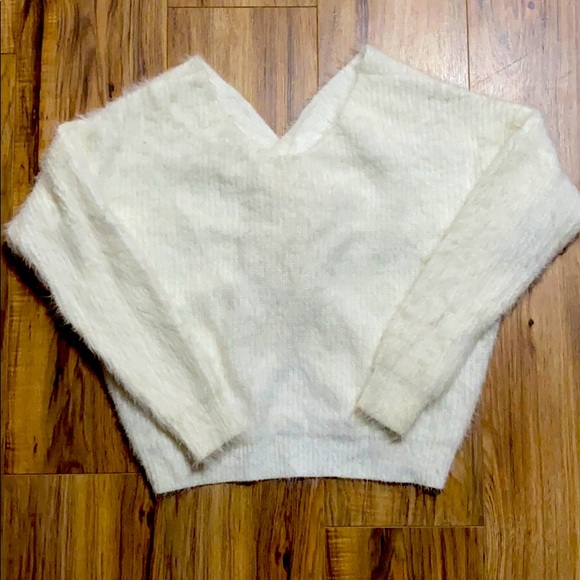 Top - Picture 2 of 3